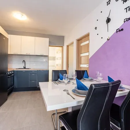 2 Bedroom With Sea View 公寓