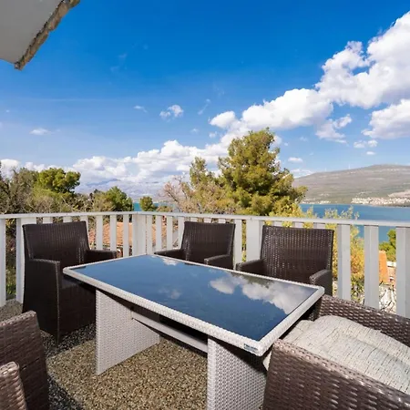 公寓 2 Bedroom With Sea View